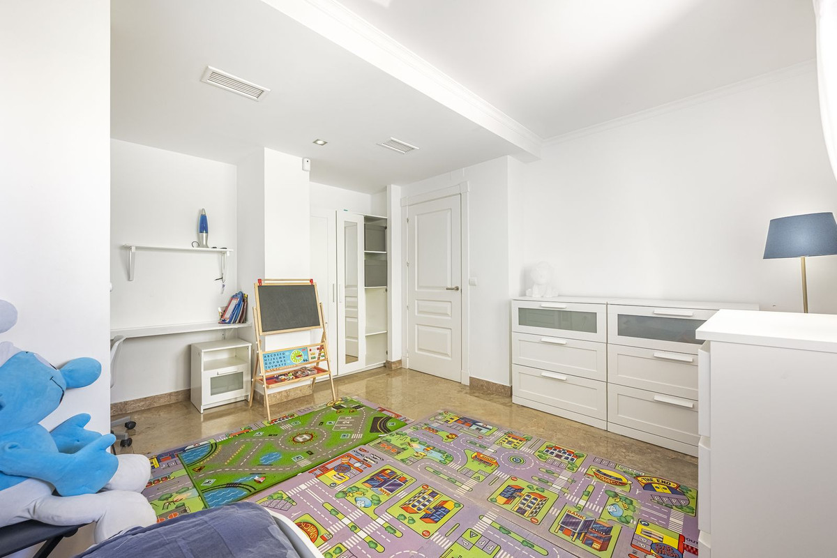 Appartement te koop in The Golden Mile | 3 slaapkamers H5083315