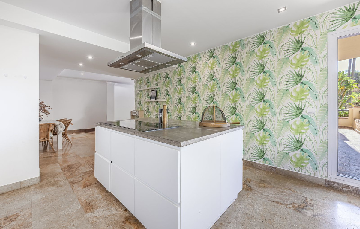 Appartement te koop in The Golden Mile | 3 slaapkamers H5083315