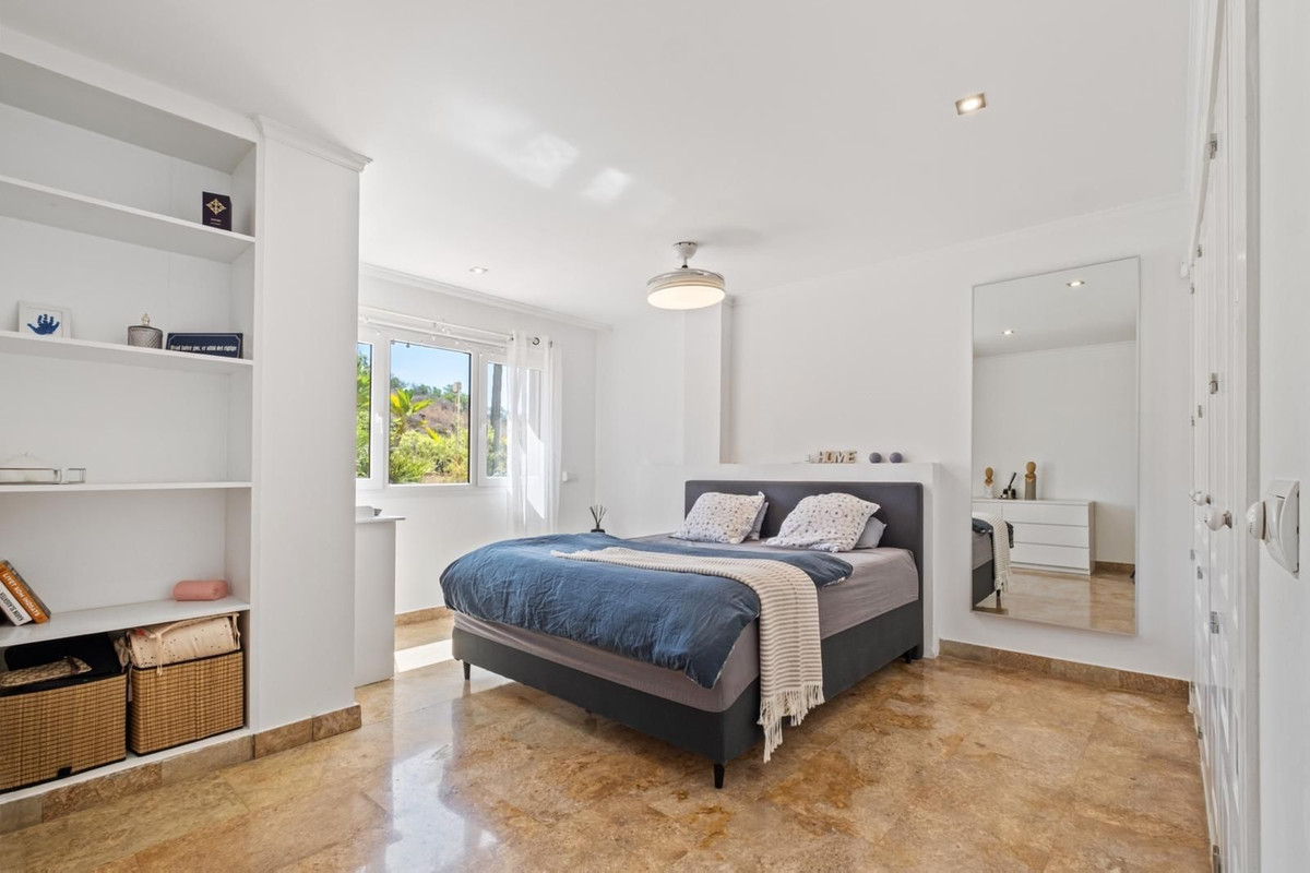 Appartement te koop in The Golden Mile | 3 slaapkamers H5104213
