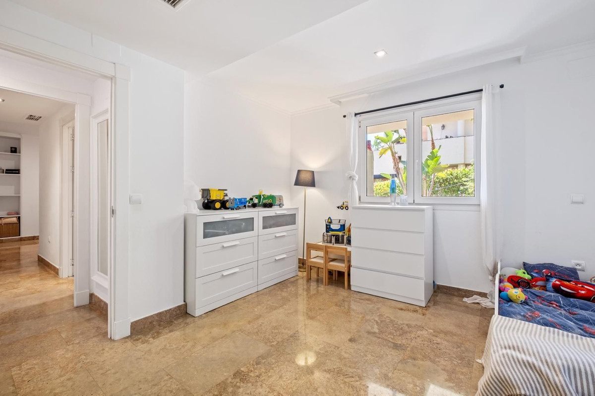 Appartement te koop in The Golden Mile | 3 slaapkamers H5104213