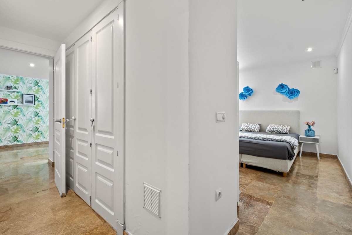 Appartement te koop in The Golden Mile | 3 slaapkamers H5104213