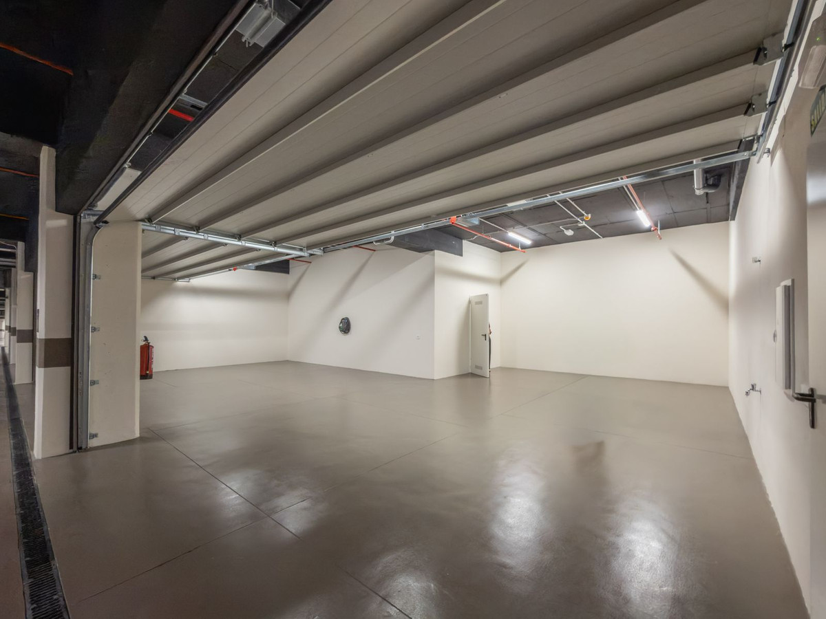 Appartement te koop in The Golden Mile | 4 slaapkamers H5110822