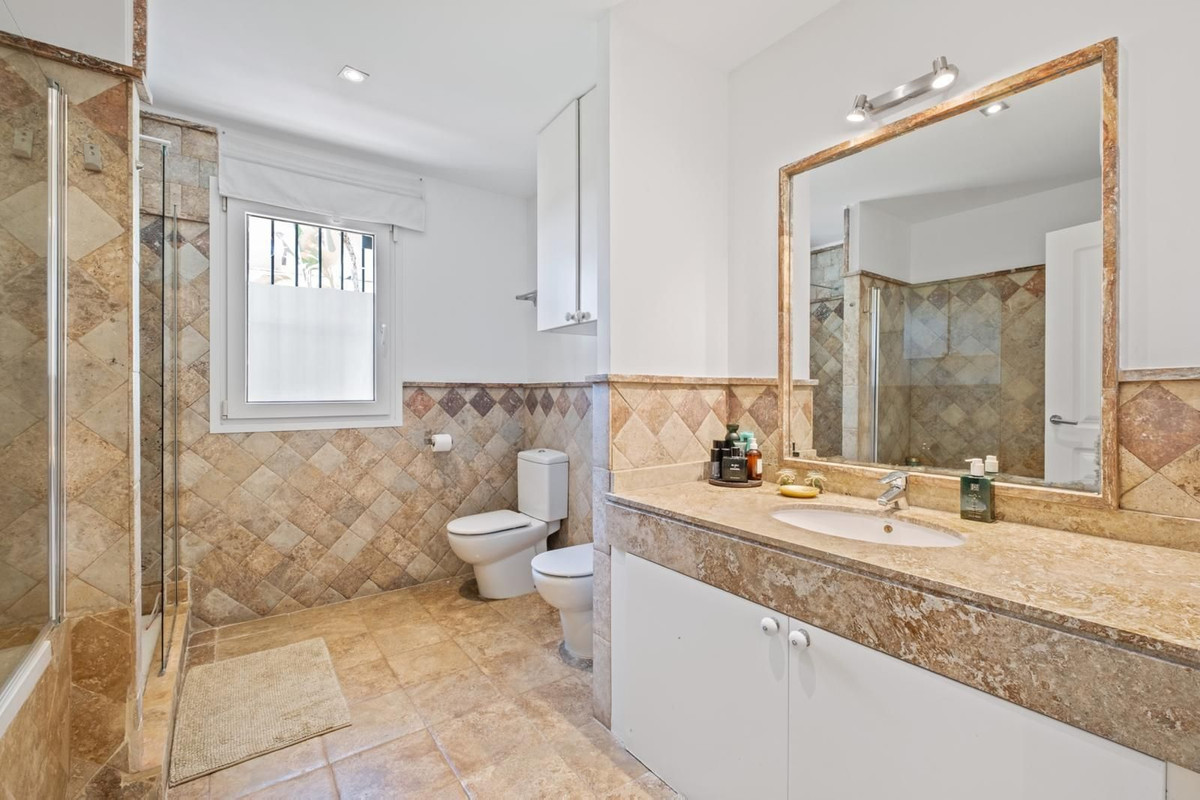 Appartement te koop in The Golden Mile | 3 slaapkamers H5119132