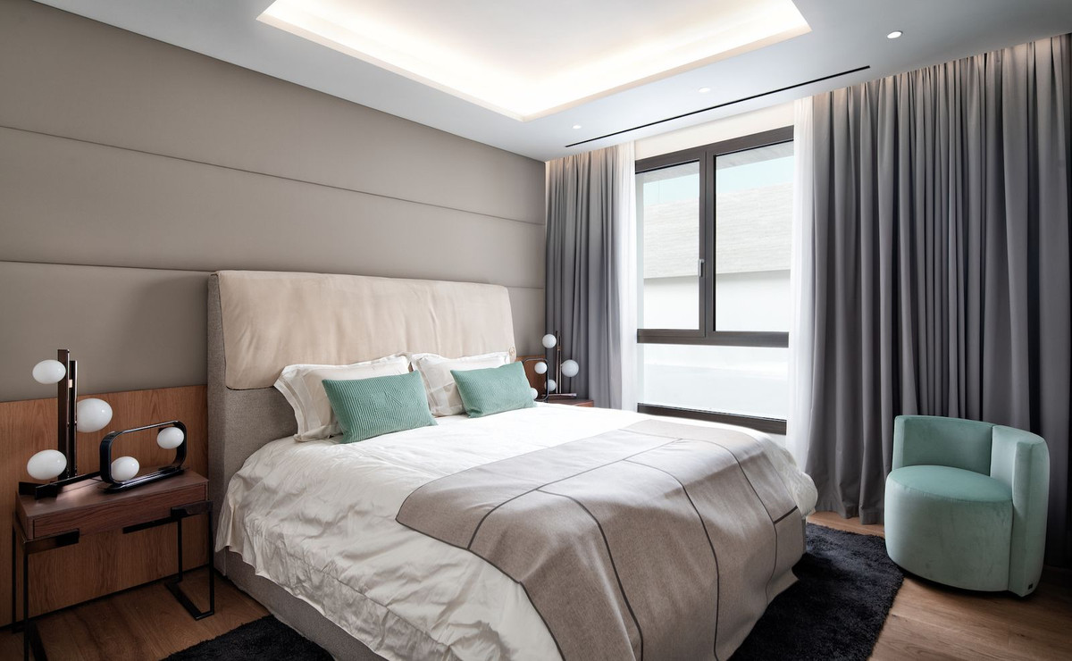 Duplex for sale in The Golden Mile | 5 bedrooms H5124055