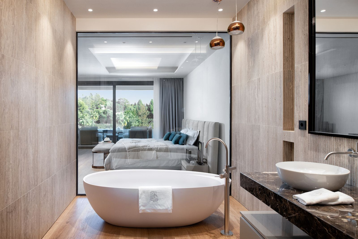 Duplex for sale in The Golden Mile | 5 bedrooms H5124055