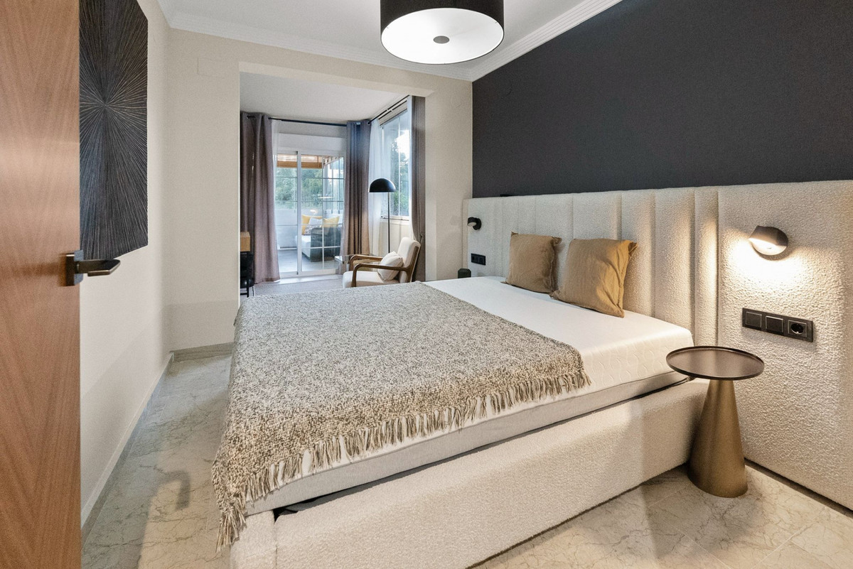 Appartement te koop in The Golden Mile | 3 slaapkamers H5124316