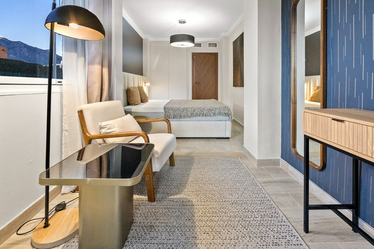Appartement te koop in The Golden Mile | 3 slaapkamers H5124316
