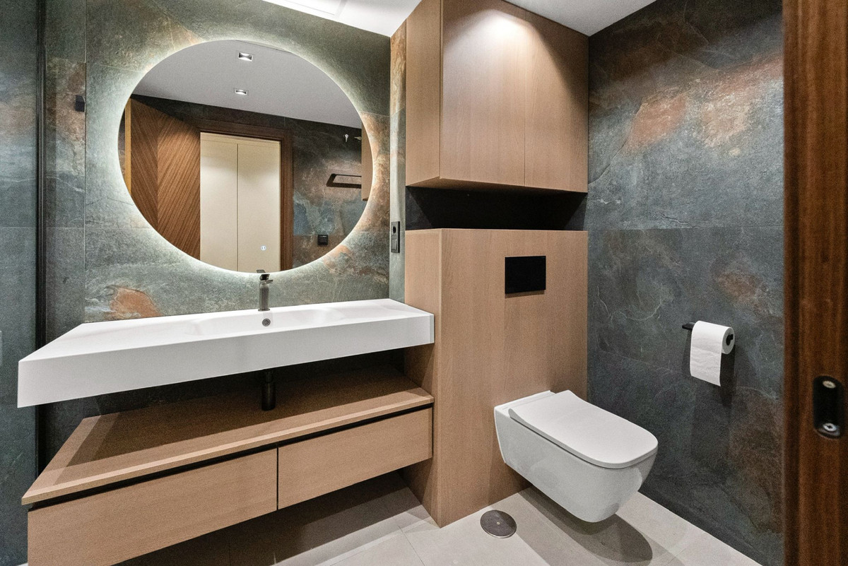 Appartement te koop in The Golden Mile | 3 slaapkamers H5124316