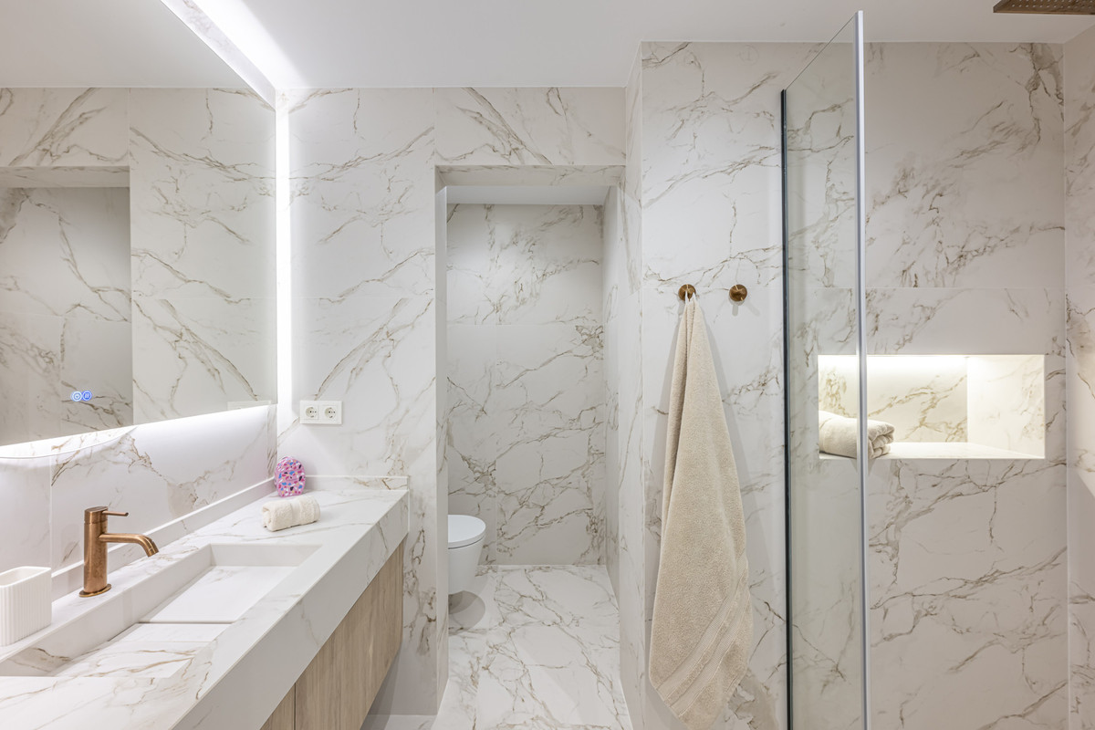 Apartment for sale in The Golden Mile | 3 bedrooms H5129248