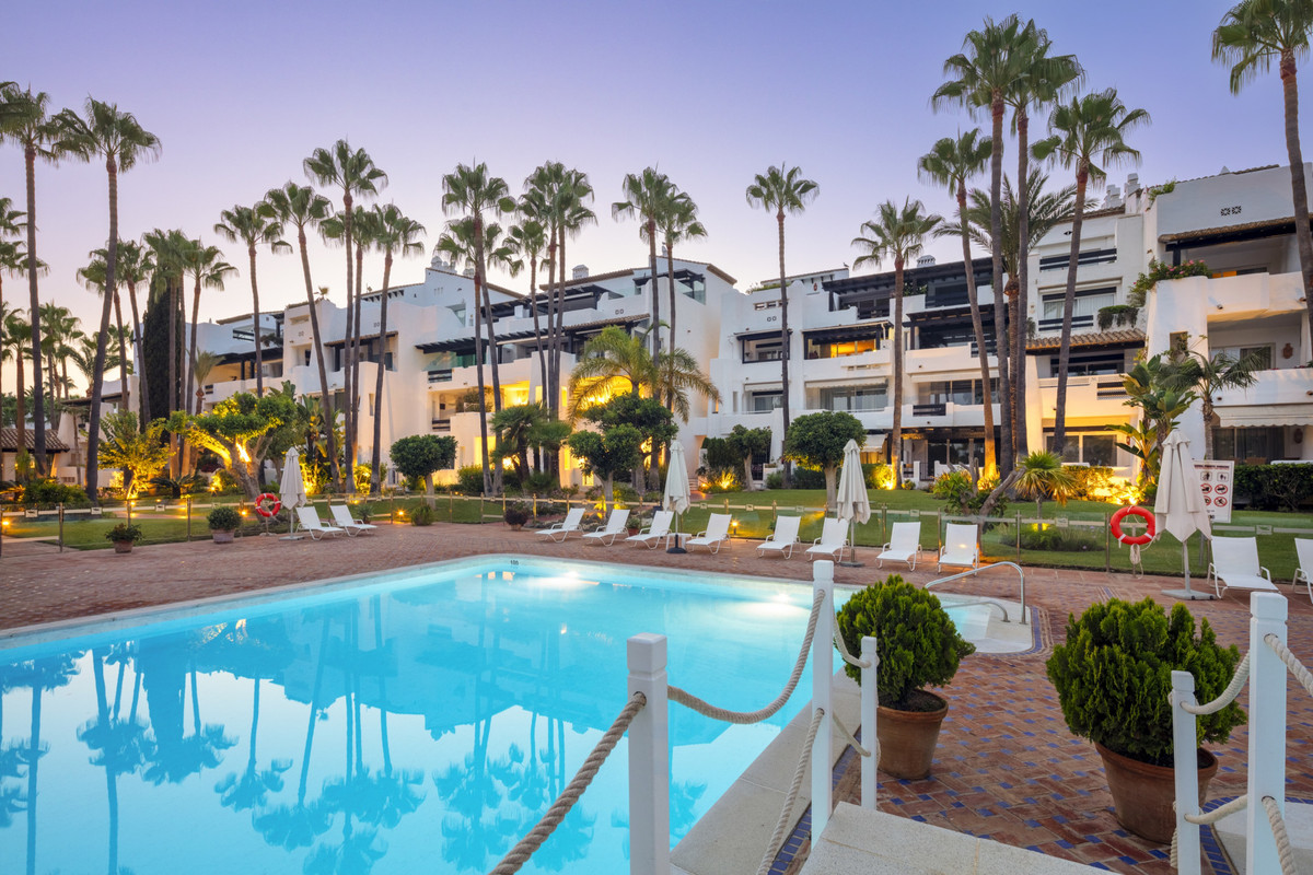 Apartment for sale in The Golden Mile | 3 bedrooms H5129314