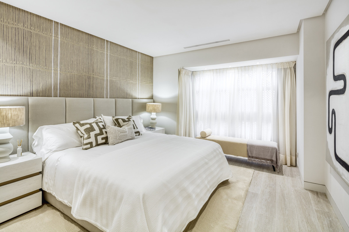 Apartment for sale in The Golden Mile | 3 bedrooms H5129314
