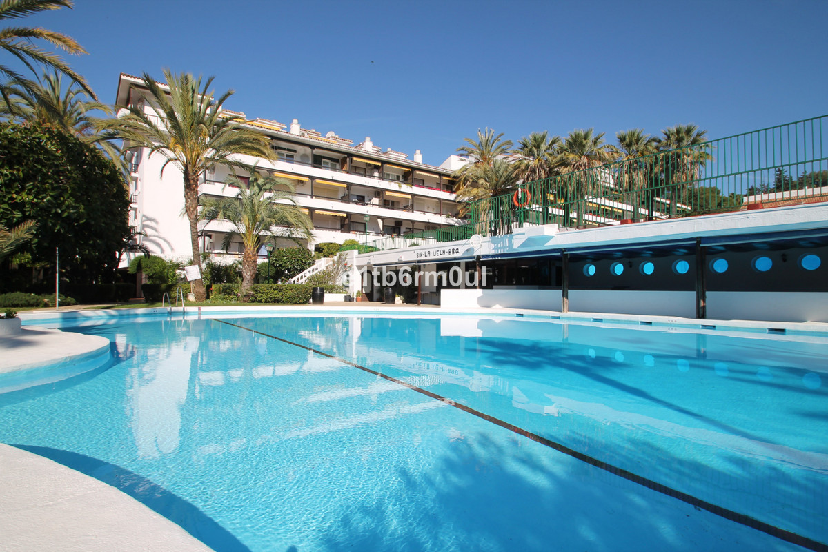 Appartement te koop in The Golden Mile | 1 slaapkamers H5139157