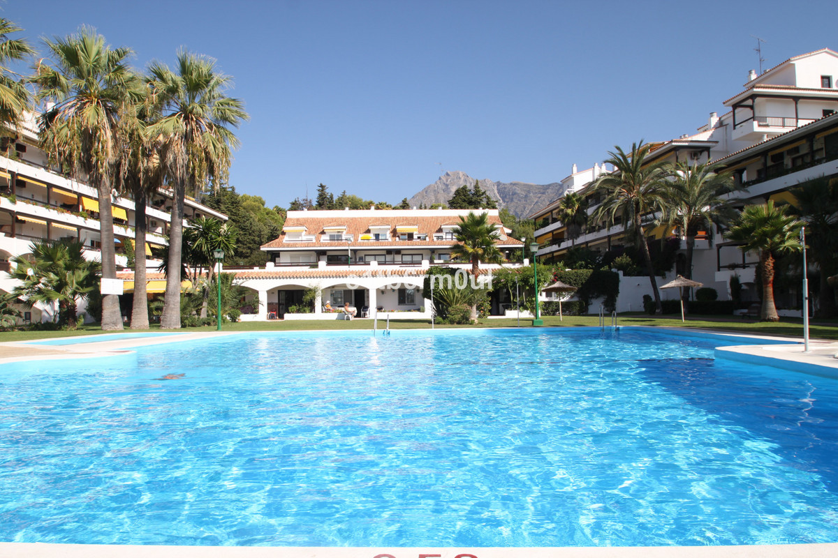 Appartement te koop in The Golden Mile | 1 slaapkamers H5139157