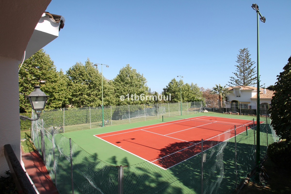 Appartement te koop in The Golden Mile | 1 slaapkamers H5139157