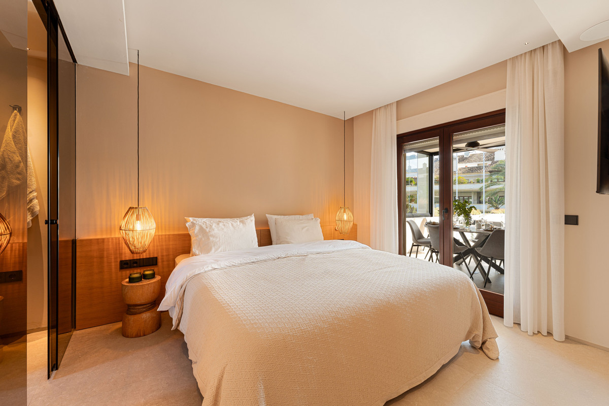 Appartement te koop in The Golden Mile | 3 slaapkamers H5140108