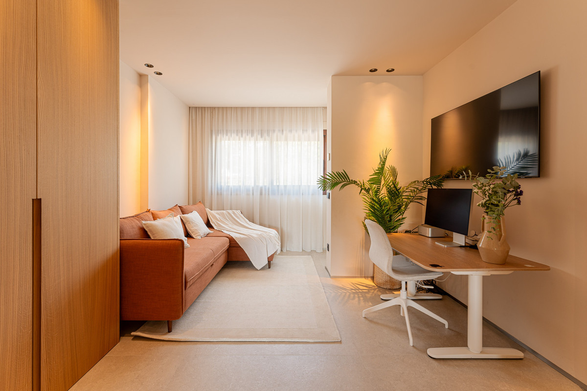 Appartement te koop in The Golden Mile | 3 slaapkamers H5140108