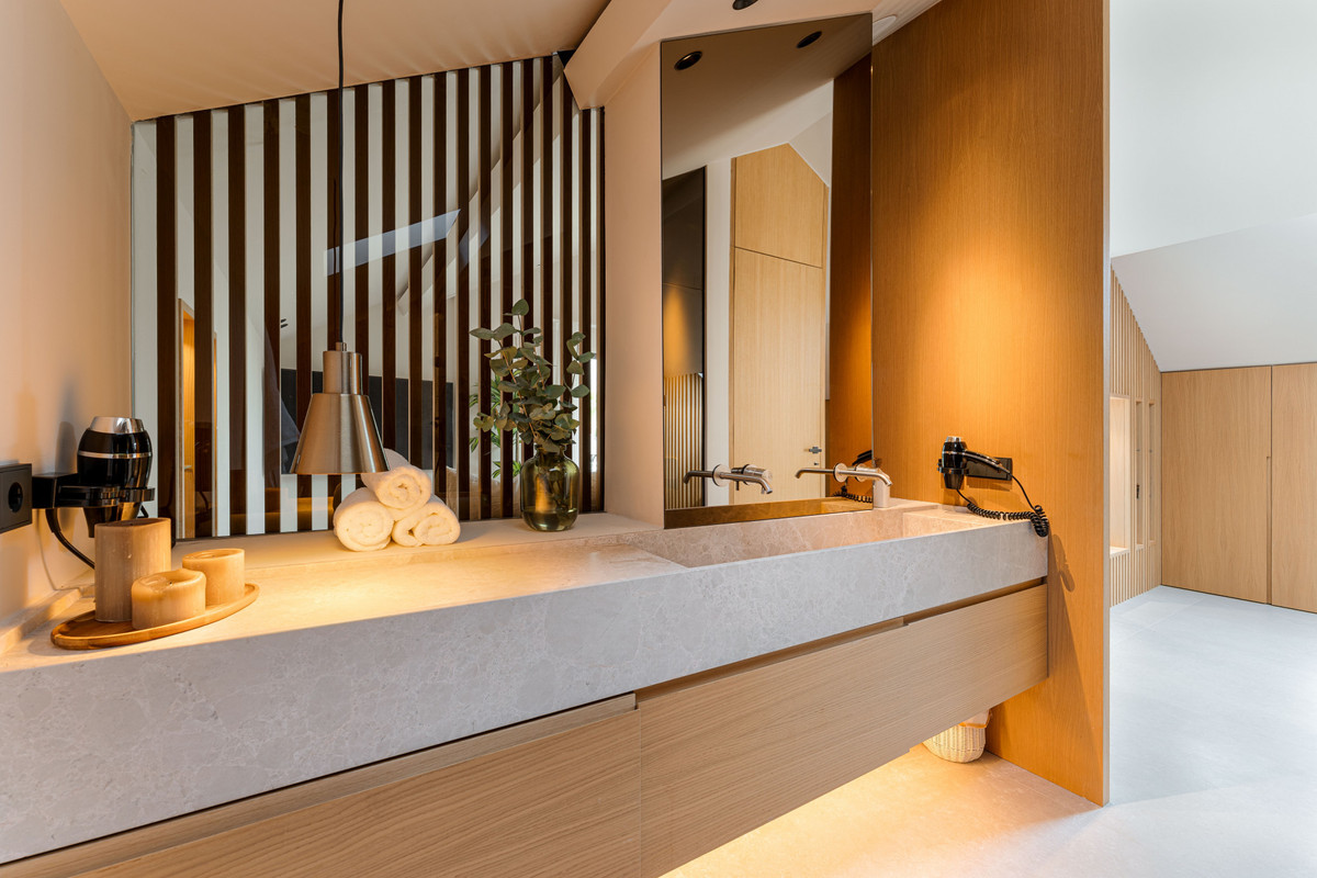 Appartement te koop in The Golden Mile | 3 slaapkamers H5140108