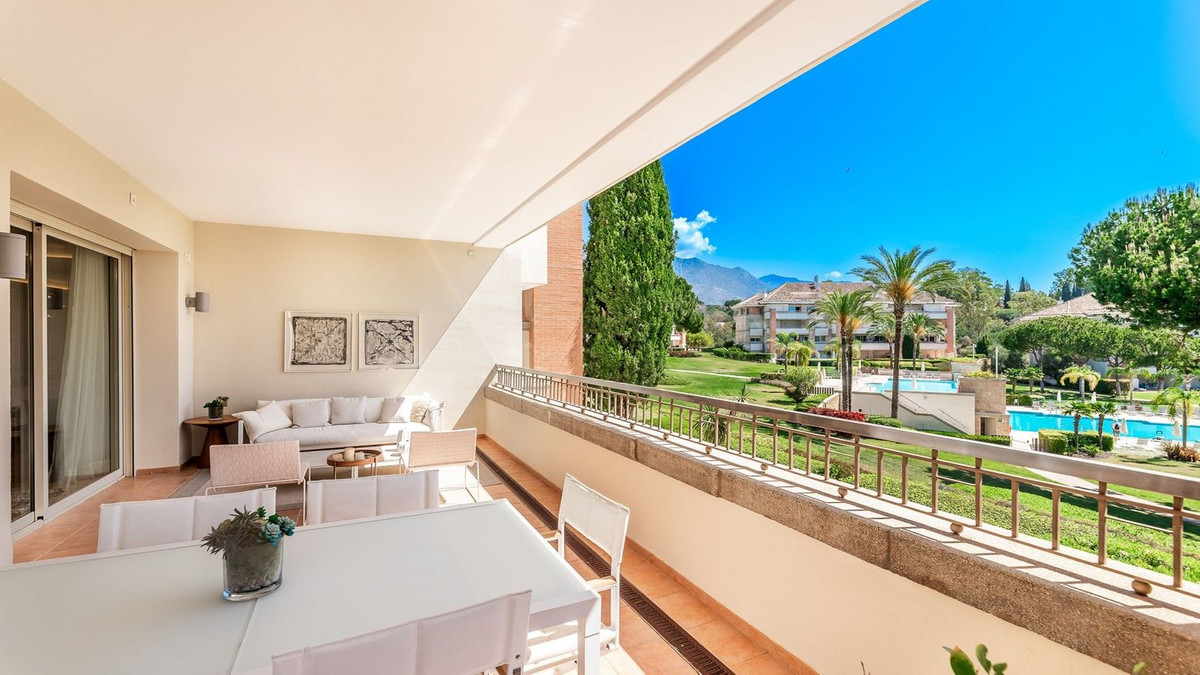 Appartement te koop in The Golden Mile | 4 slaapkamers H5140834