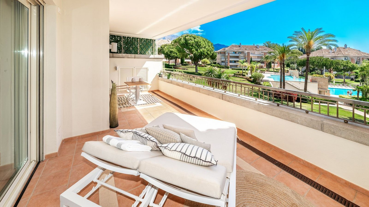 Appartement te koop in The Golden Mile | 4 slaapkamers H5140834
