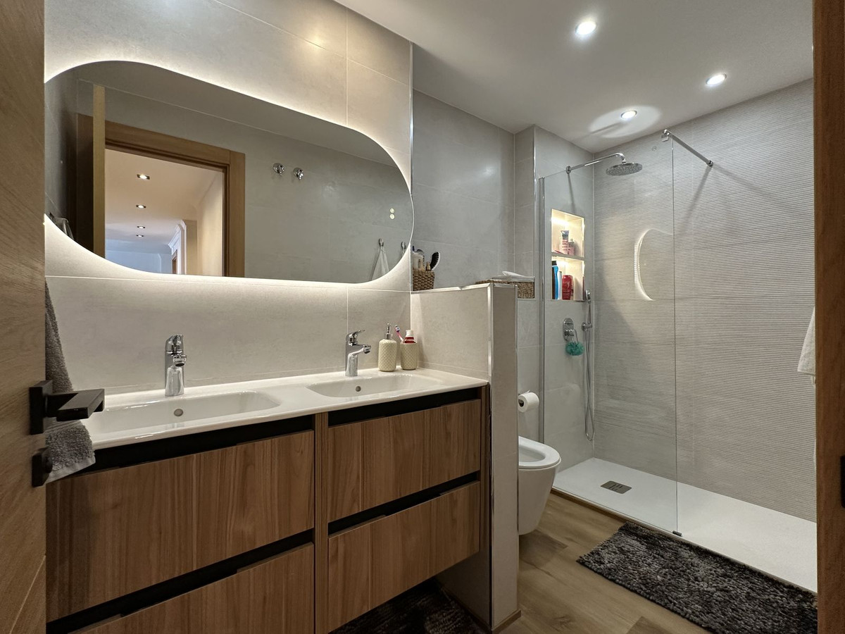 Duplex te koop in The Golden Mile | 3 slaapkamers H5142550