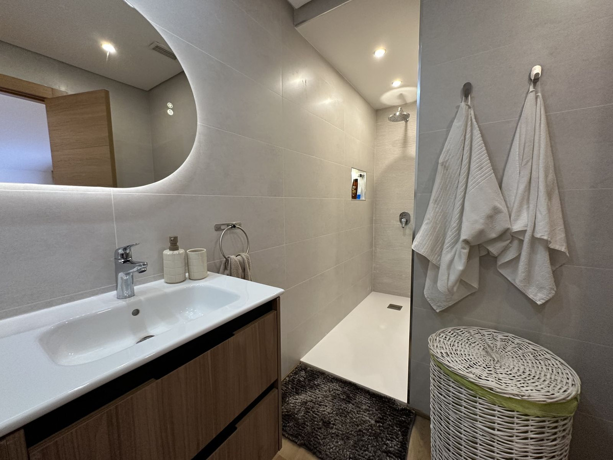 Duplex te koop in The Golden Mile | 3 slaapkamers H5142550