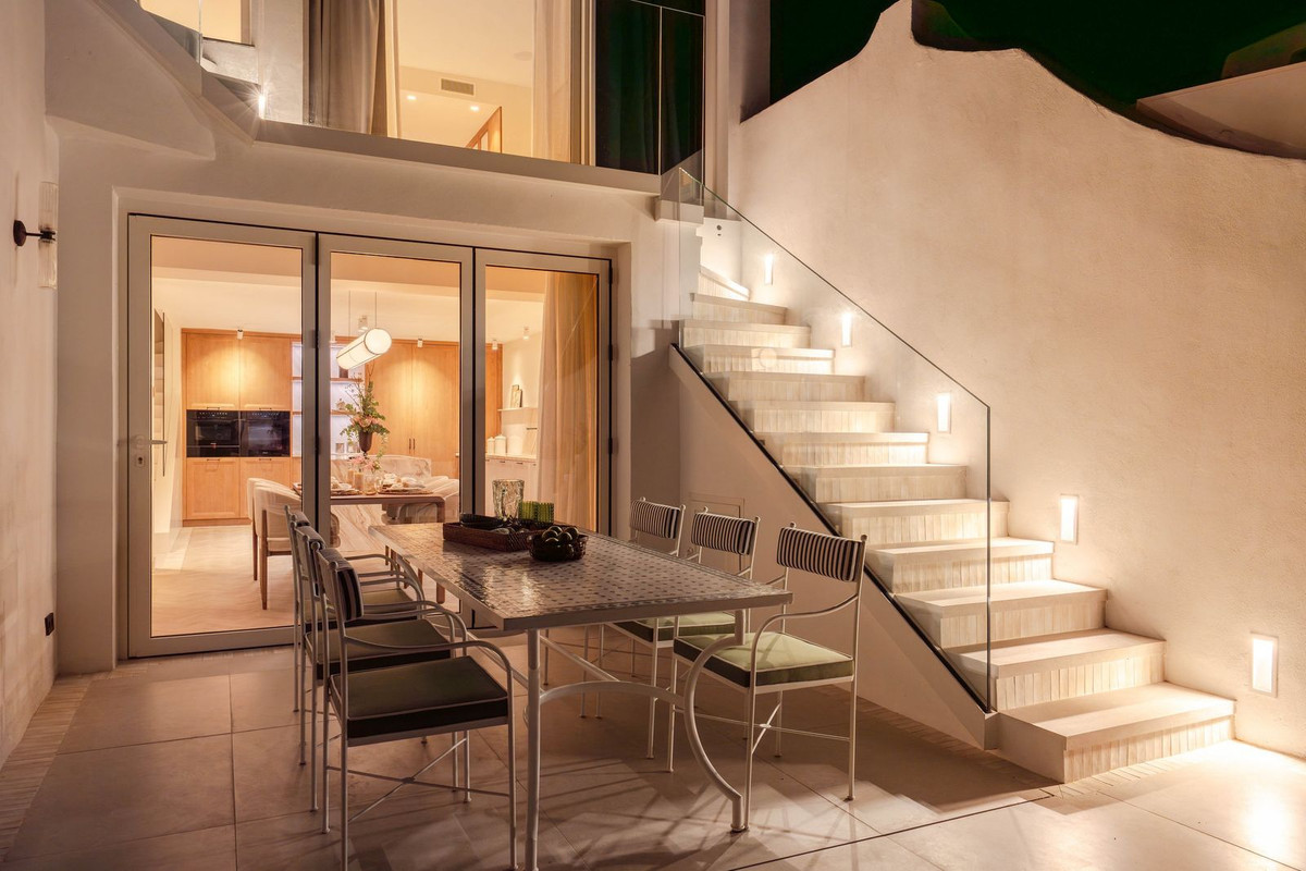 Appartement te koop in The Golden Mile | 3 slaapkamers H5143663