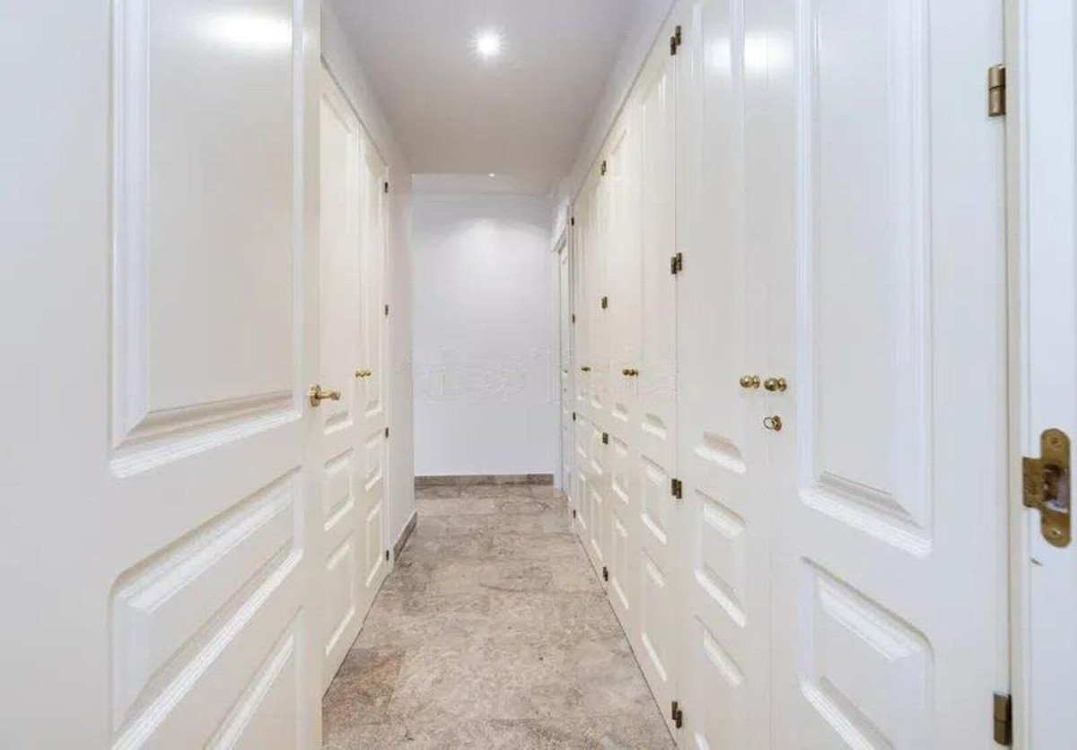 Appartement te koop in The Golden Mile | 3 slaapkamers H5146921