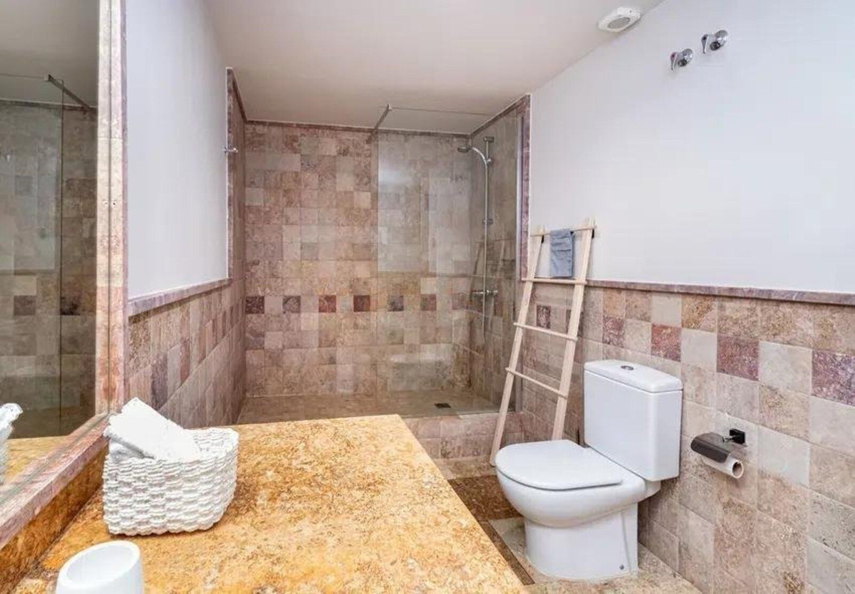 Appartement te koop in The Golden Mile | 3 slaapkamers H5146921
