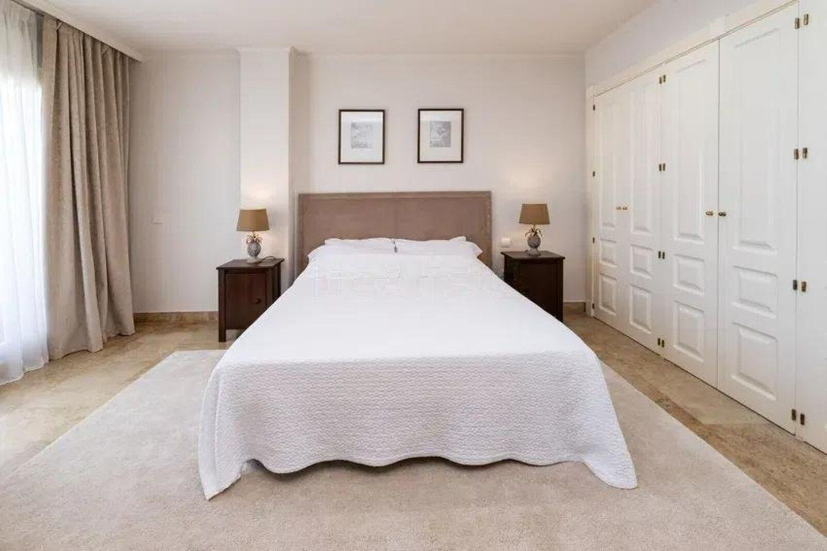 Appartement te koop in The Golden Mile | 3 slaapkamers H5146921
