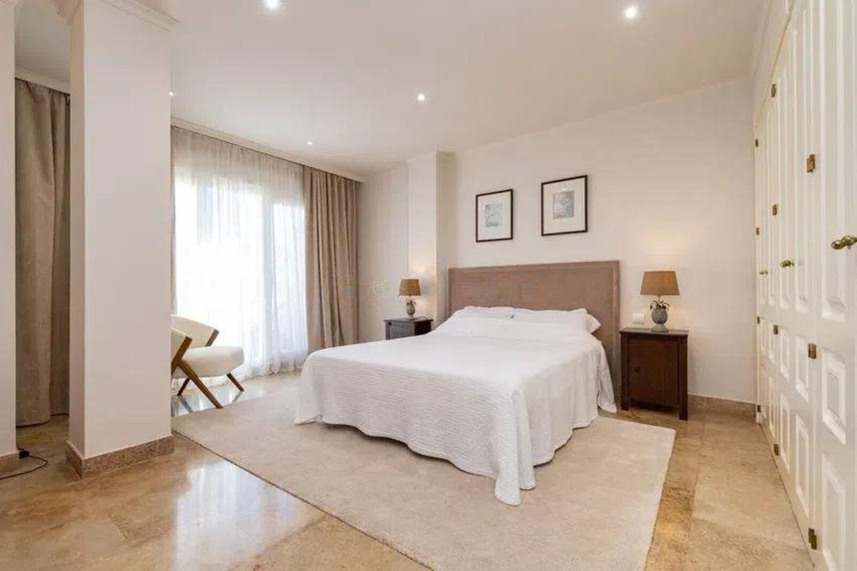 Appartement te koop in The Golden Mile | 3 slaapkamers H5146921