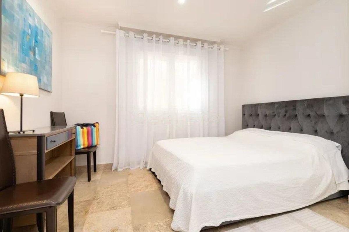 Appartement te koop in The Golden Mile | 3 slaapkamers H5146921