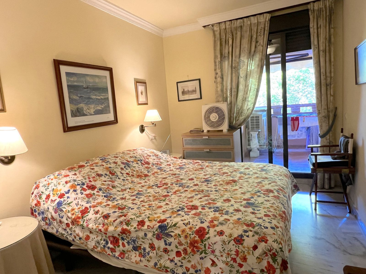 Appartement te koop in The Golden Mile | 1 slaapkamers H5148733