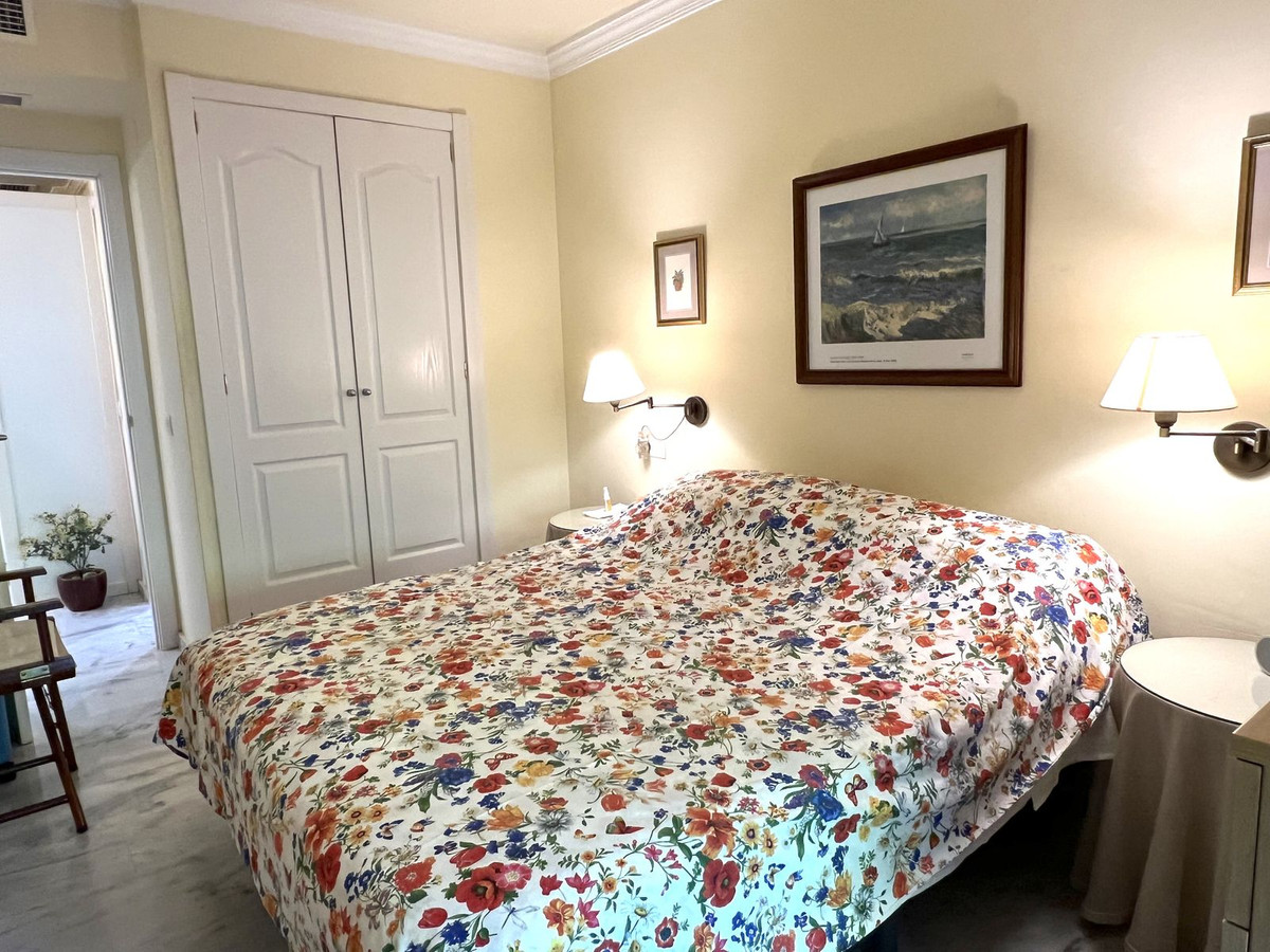 Appartement te koop in The Golden Mile | 1 slaapkamers H5148733