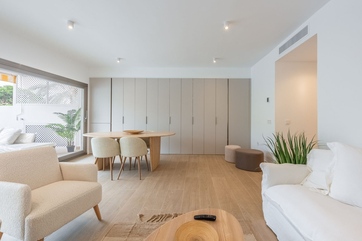 Appartement te koop in The Golden Mile | 2 slaapkamers H5150473