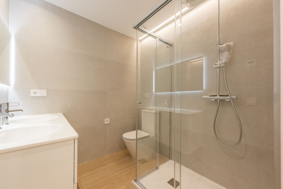 Appartement te koop in The Golden Mile | 2 slaapkamers H5150473
