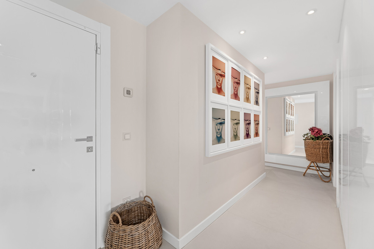 Appartement te koop in The Golden Mile | 3 slaapkamers H5153197