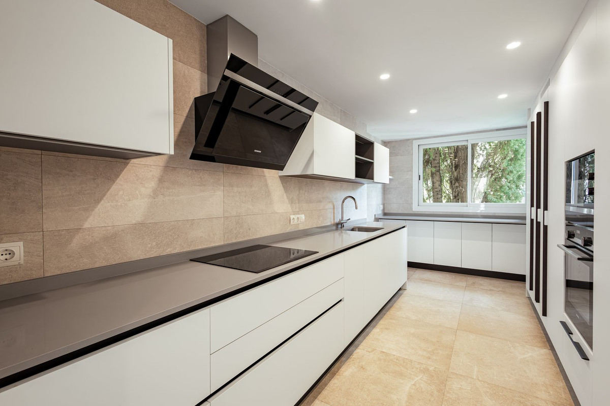 Appartement te koop in The Golden Mile | 4 slaapkamers H5157145