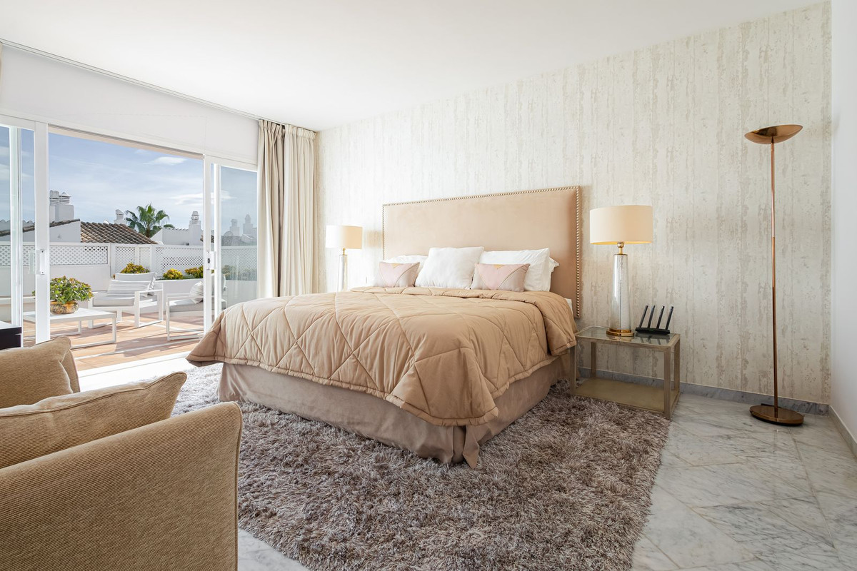 Appartement te koop in The Golden Mile | 4 slaapkamers H5157145