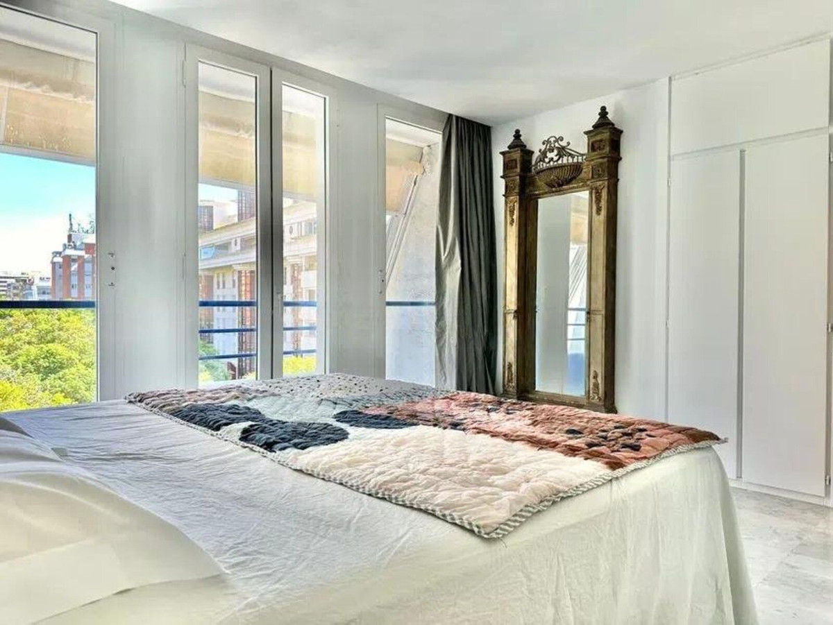 Appartement te koop in The Golden Mile | 2 slaapkamers H5160826