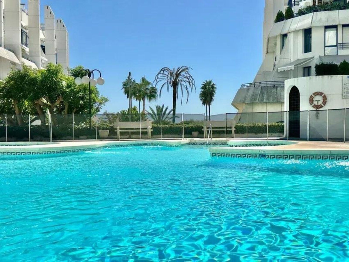Appartement te koop in The Golden Mile | 2 slaapkamers H5160826