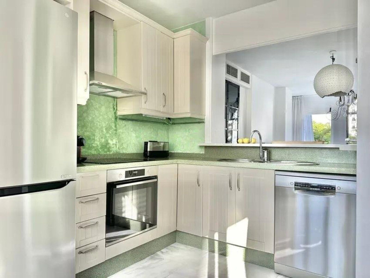 Appartement te koop in The Golden Mile | 2 slaapkamers H5160826