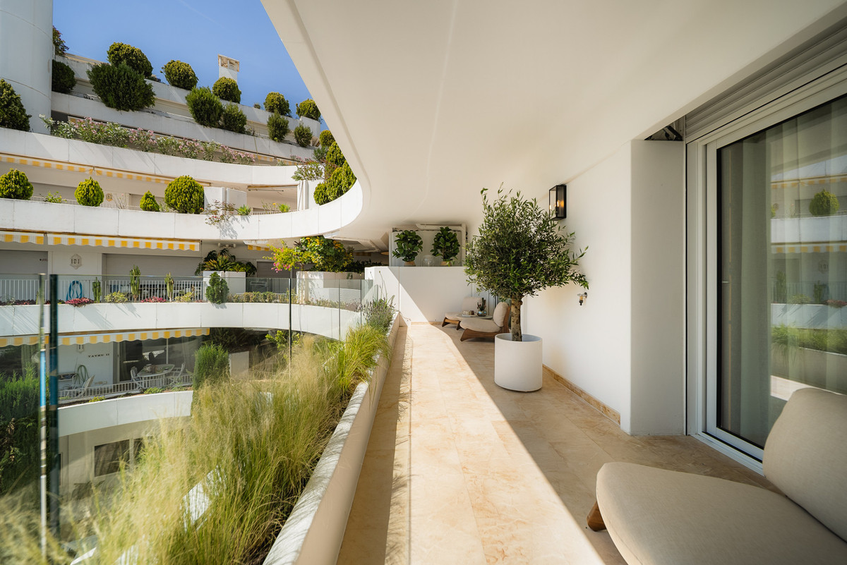 Appartement te koop in The Golden Mile | 3 slaapkamers H5161483