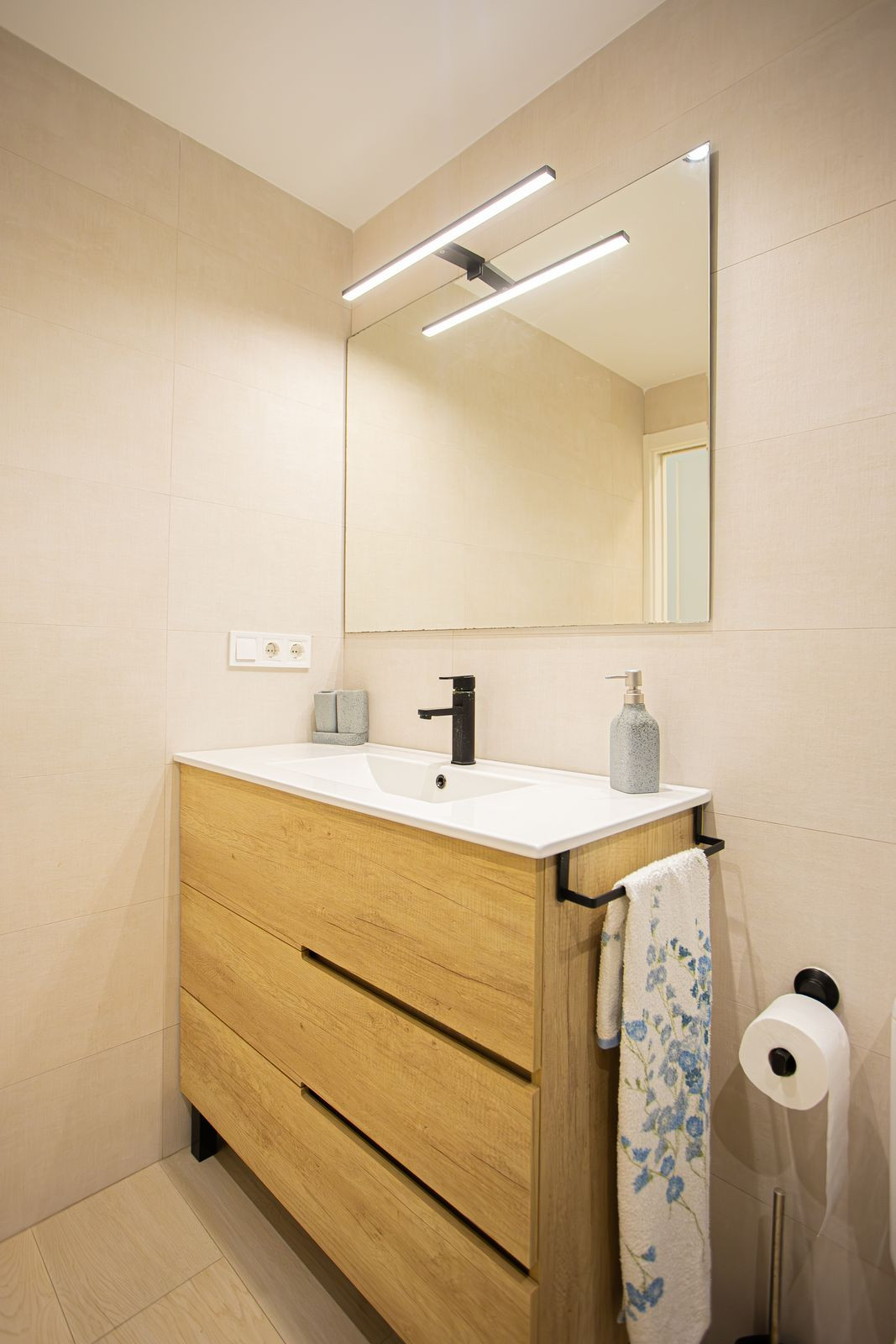 Property main view 16