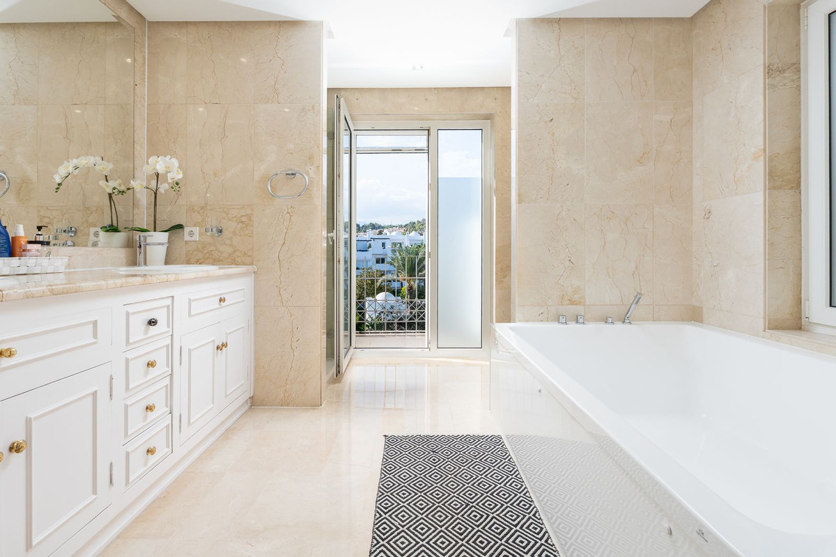 Property main view 36