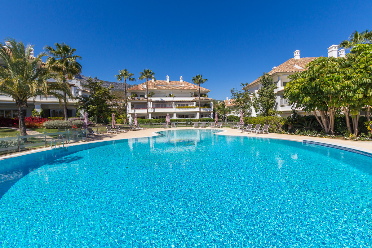 Appartement te koop in The Golden Mile | 3 slaapkamers H5202004