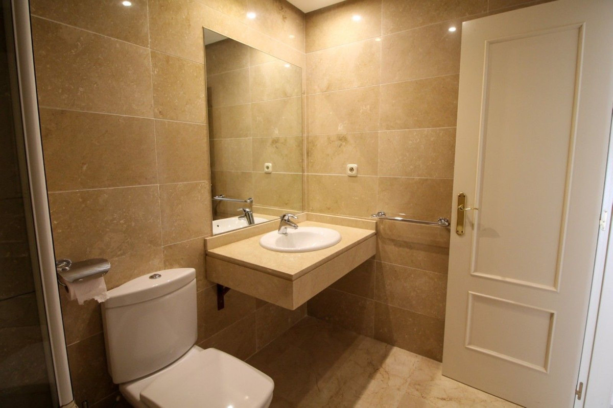 Appartement te koop in The Golden Mile | 2 slaapkamers H5233771