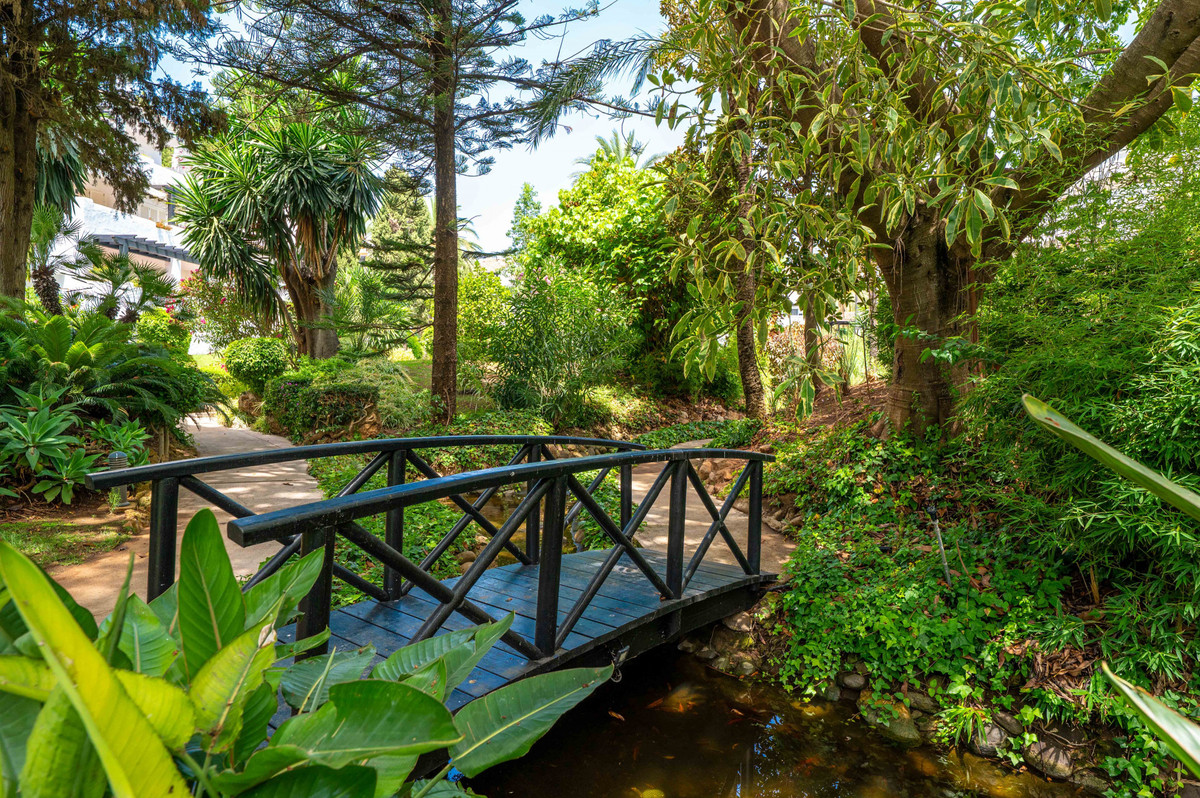 Property main view 44