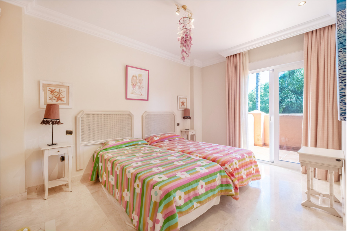 Appartement te koop in The Golden Mile | 3 slaapkamers H5236798