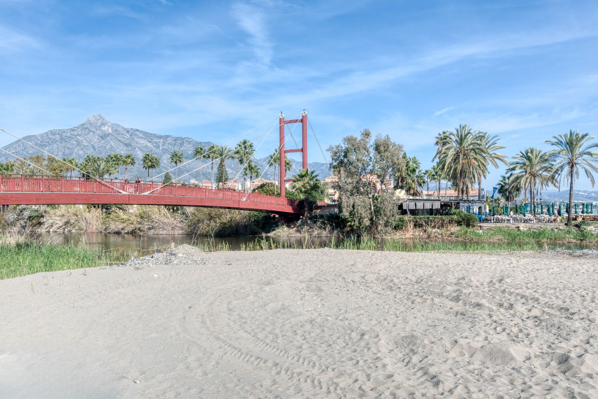 Appartement te koop in The Golden Mile | 2 slaapkamers H5245675