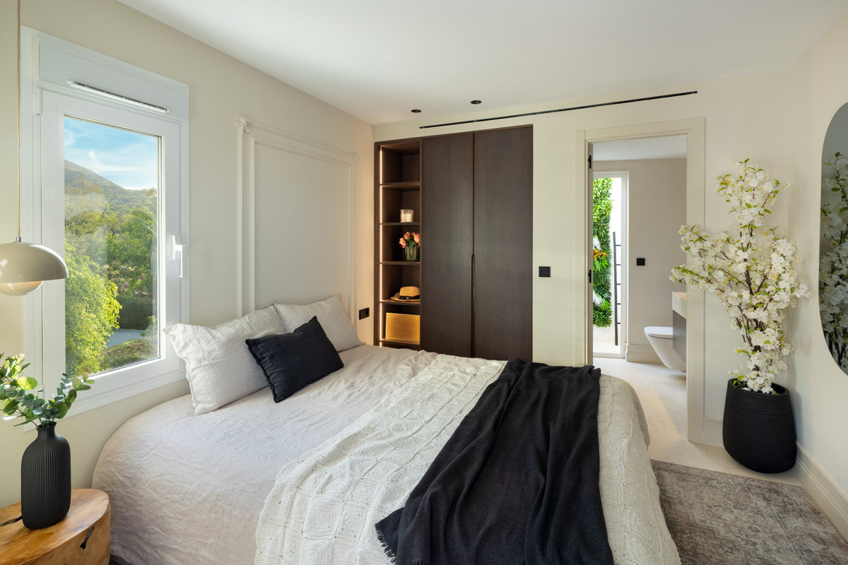 Appartement te koop in The Golden Mile | 4 slaapkamers H5251546